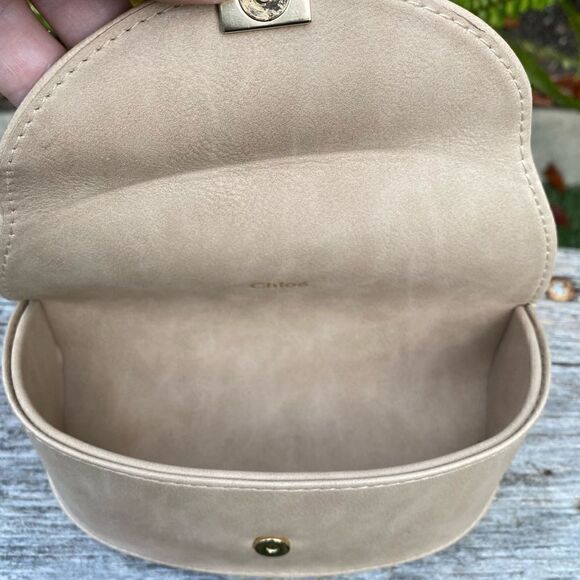 Chloe Light Tan Suede Soft-Shell Sunglasses/Glasses Case. EUC Designer Luxury